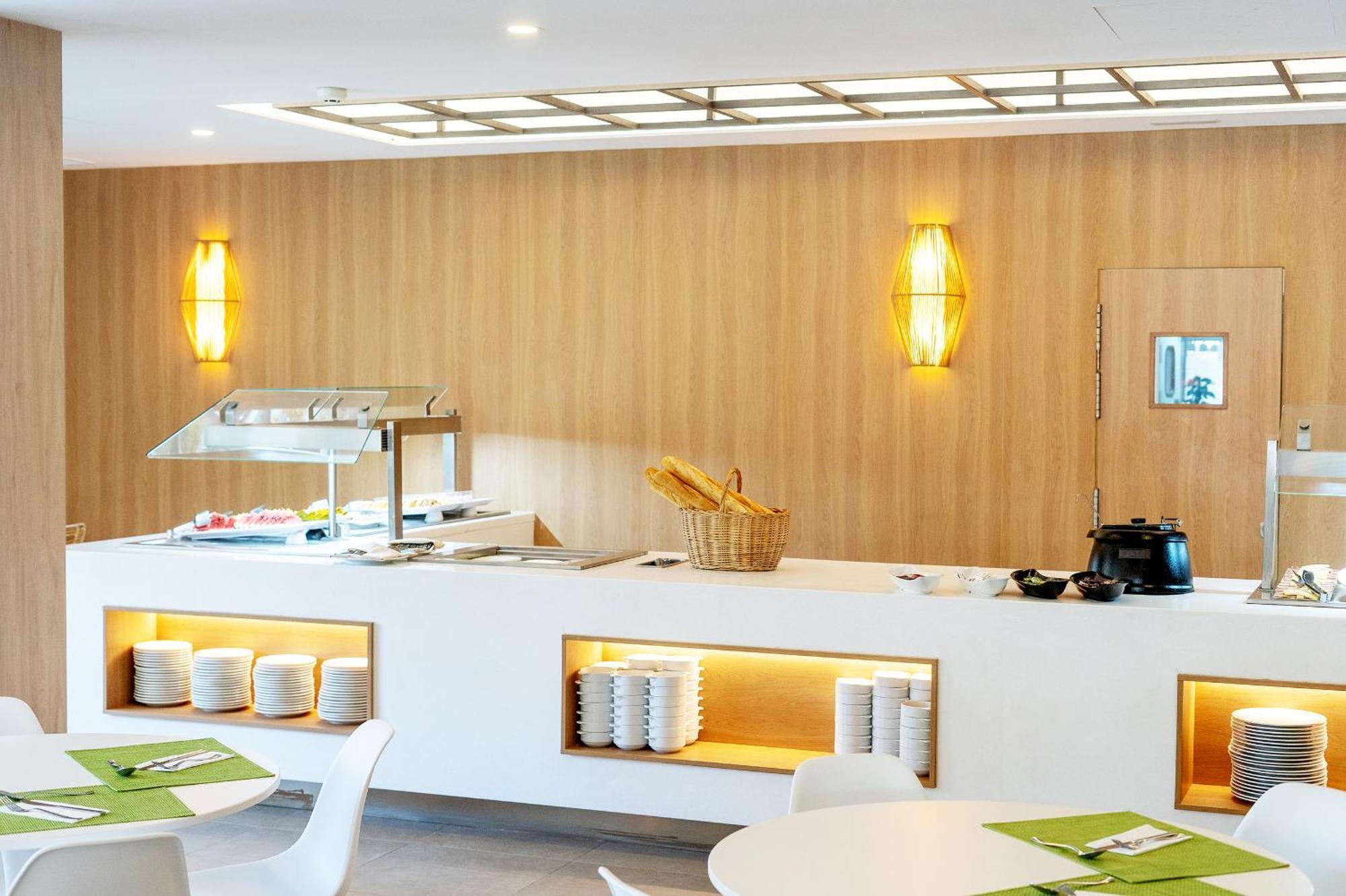 Hotel SeaSun Siurell à Sa Coma  Extérieur photo